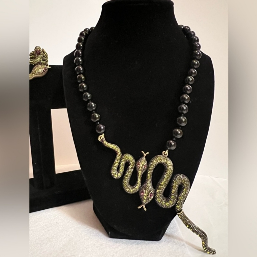 Heidi Daus Onyx Beaded Designer Signed Snake Serpent Crystal Bronze Necklace